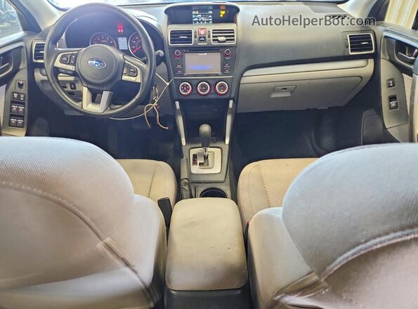 JF2SJABC9HH490990 2017 SUBARU FORESTER Green Widok deski rozdzielczej