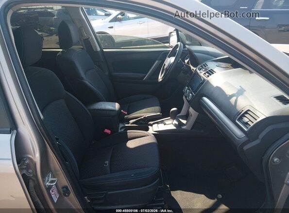 JF2SJADC0GH440586 2016 SUBARU FORESTER Pewter Вид салону спереду