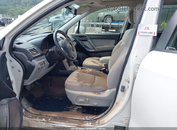 JF2SJADC0GH506957 2016 SUBARU FORESTER Белый Вид спереди