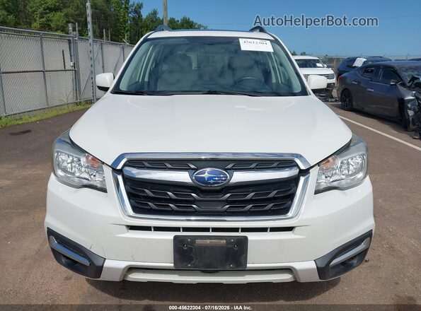 JF2SJADC0HH537482 2017 SUBARU FORESTER White Вид щитка приладів