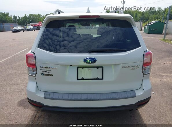 JF2SJADC0HH537482 2017 SUBARU FORESTER White 