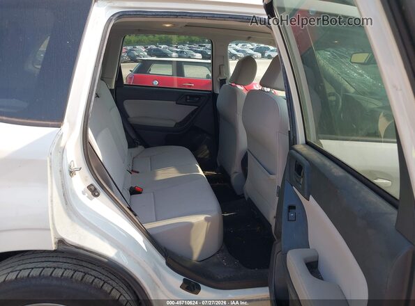 JF2SJADC1GH429984 2016 SUBARU FORESTER White VIN կոդի պիտակի տեսք
