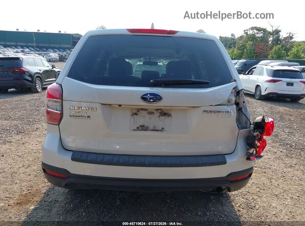 JF2SJADC1GH429984 2016 SUBARU FORESTER White 