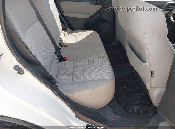 JF2SJADC1GH500228 2016 SUBARU FORESTER White VIN კოდის სტიკერის ხედი