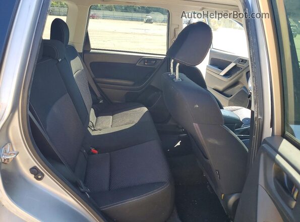 JF2SJADC2GH542553 2016 SUBARU FORESTER Silver Rear interior view