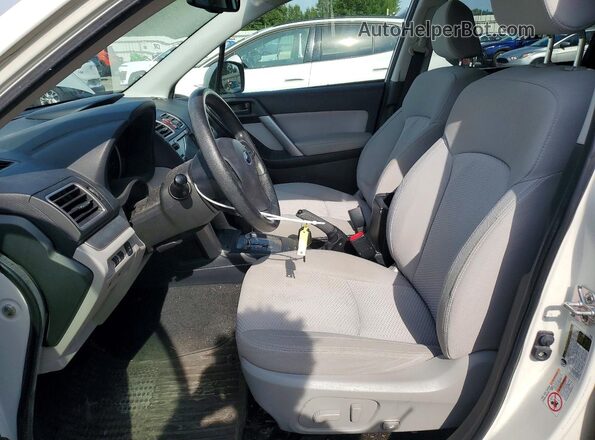 JF2SJADC3GH506306 2016 SUBARU FORESTER White Սալոնի դիմացի տեսք