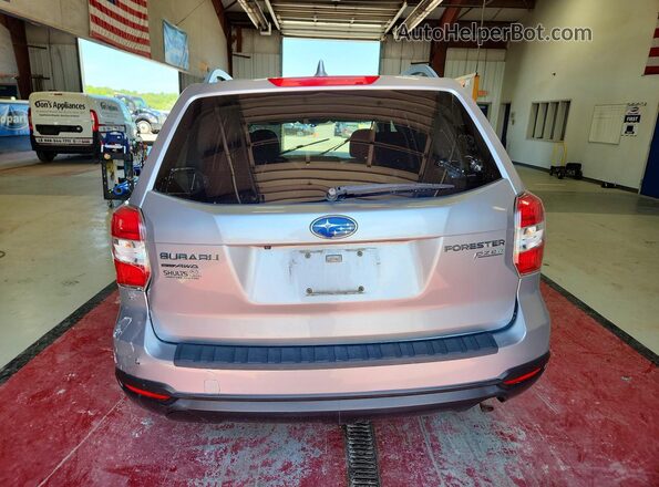 JF2SJADC4GH426092 2016 SUBARU FORESTER Silver უკანა ხედი
