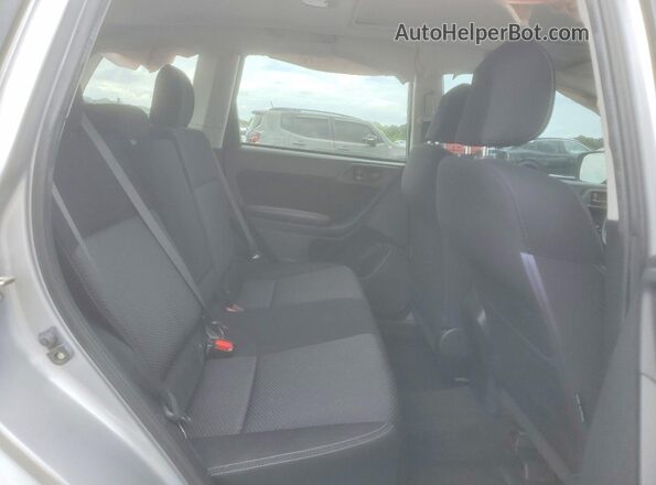 JF2SJADC6GH471003 2016 SUBARU FORESTER Silver Rear interior view