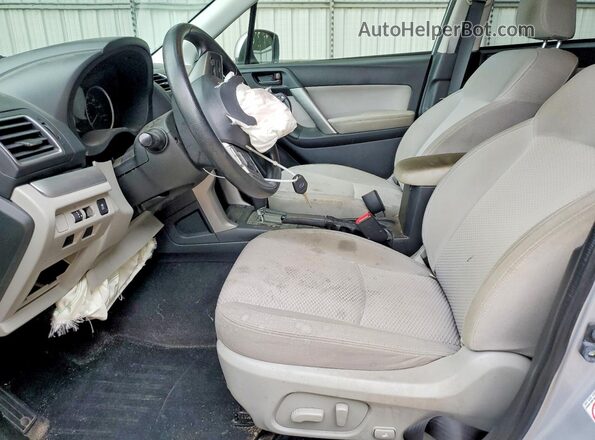 JF2SJADC6GH535475 2016 SUBARU FORESTER Silver Vista interior delantera