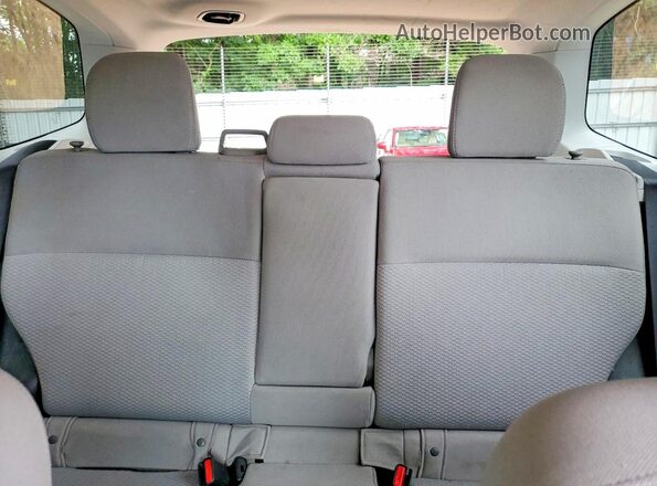 JF2SJADC6GH535475 2016 SUBARU FORESTER Silver Vista de los asientos traseros