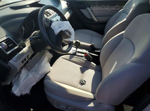 JF2SJADC6GH557167 2016 SUBARU FORESTER Silver Front interior view