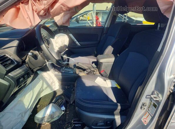 JF2SJADC7GH403177 2016 SUBARU FORESTER Серебряный Вид салона спереди
