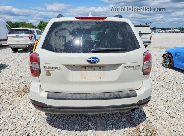 JF2SJADC8GH425138 2016 SUBARU FORESTER White Widok z tyłu