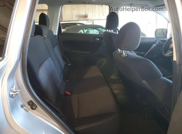 JF2SJADCXGH531705 2016 SUBARU FORESTER Gray Widok wnętrza z tyłu
