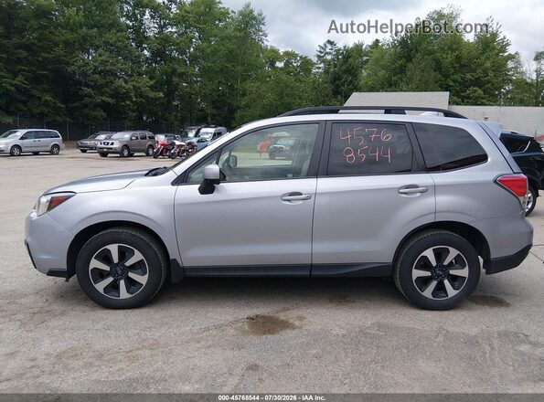 JF2SJAEC0HH500608 2017 SUBARU FORESTER Серебряный Панорамный вид салона 360°