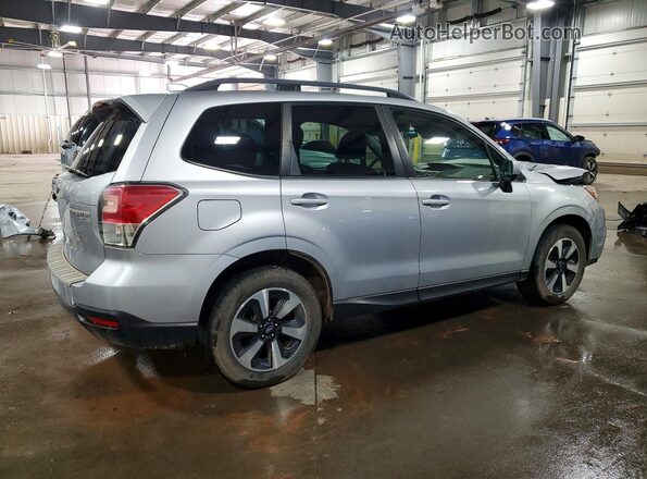 JF2SJAEC0HH810080 2017 SUBARU FORESTER Silver Trasero derecho