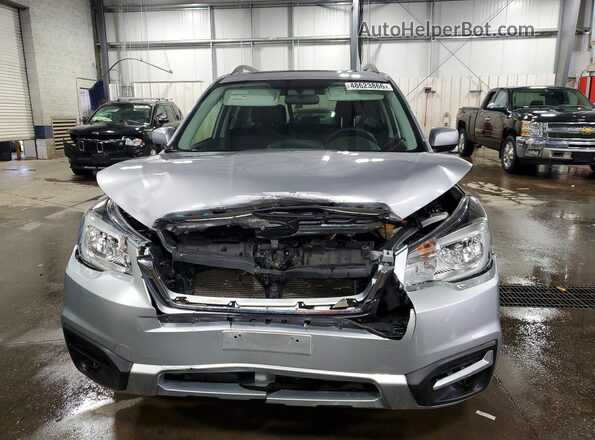 JF2SJAEC0HH810080 2017 SUBARU FORESTER Silver Vista frontal