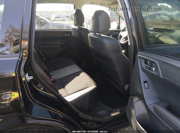 JF2SJAEC0JH445910 2018 SUBARU FORESTER Black 