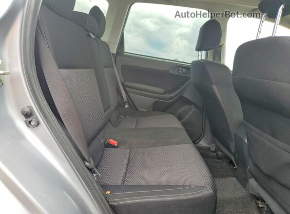 JF2SJAEC0JH471777 2018 SUBARU FORESTER Silver უკანა სალონის ხედი
