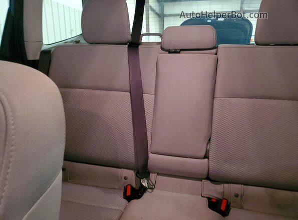 JF2SJAEC0JH508228 2018 SUBARU FORESTER Blue Vista de los asientos traseros