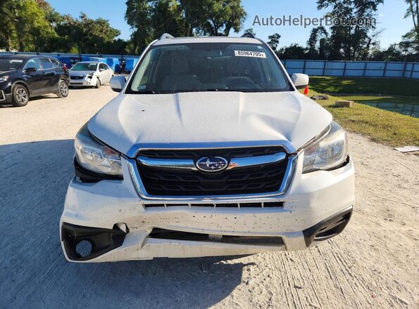 JF2SJAEC0JH509444 2018 SUBARU FORESTER White Вид спереду
