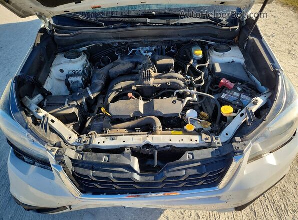 JF2SJAEC0JH509444 2018 SUBARU FORESTER White Вид підкапотного простору