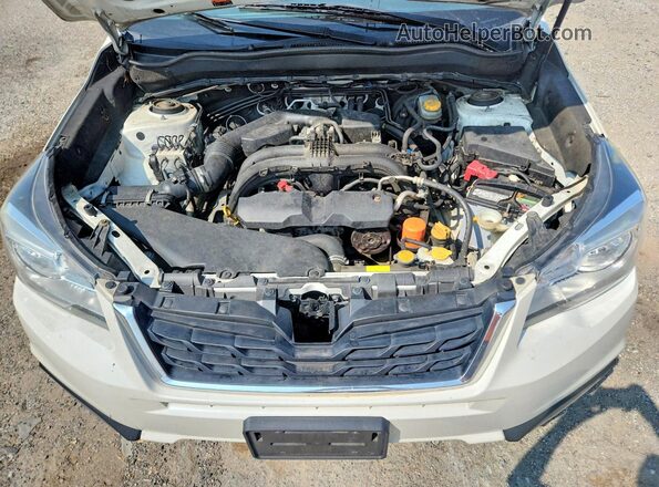 JF2SJAEC0JH514773 2018 SUBARU FORESTER Белый Вид подкапотного пространства