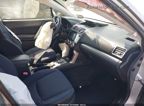 JF2SJAEC0JH587206 2018 SUBARU FORESTER Silver Vista interior delantera