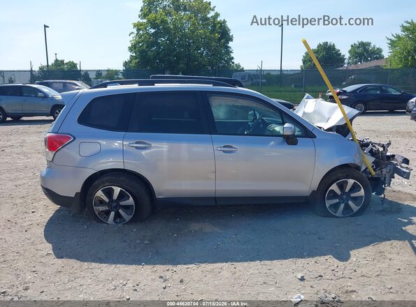 JF2SJAEC0JH587206 2018 SUBARU FORESTER Silver Vista del cuadro de instrumentos