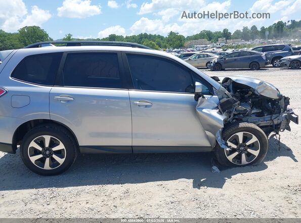 JF2SJAEC1HH512881 2017 SUBARU FORESTER Blue Вид задньої частини салону