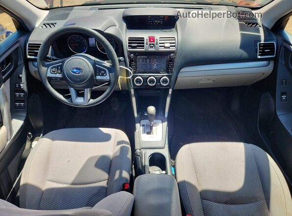 JF2SJAEC2HH557957 2017 SUBARU FORESTER Red Vista del salpicadero