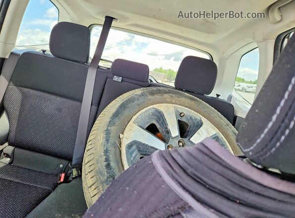JF2SJAEC3HH451954 2017 SUBARU FORESTER Silver Vista de los asientos traseros