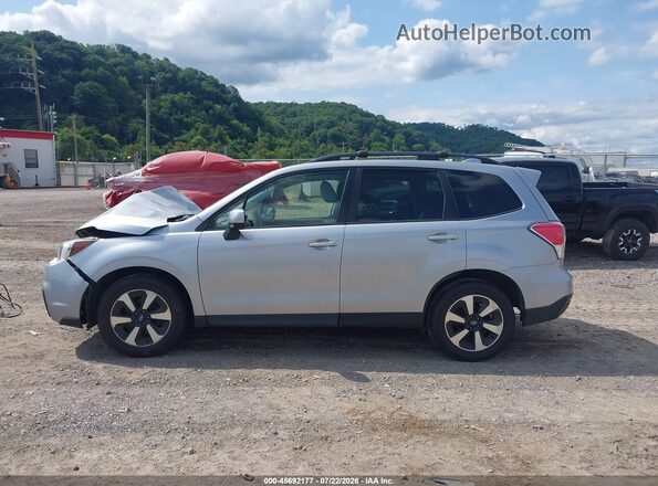 JF2SJAEC4HH802094 2017 SUBARU FORESTER Серебряный Панорамный вид салона 360°