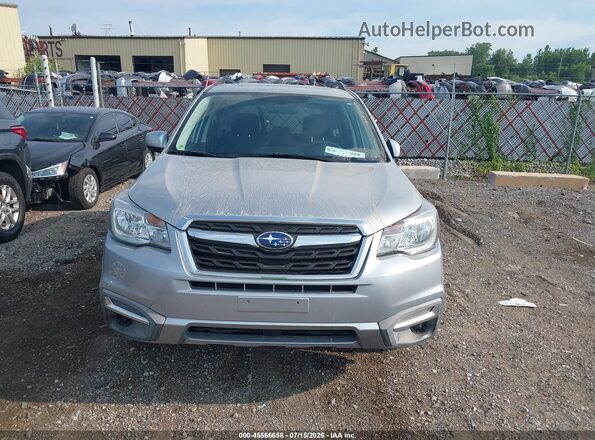 JF2SJAEC4JH454321 2018 SUBARU FORESTER Silver Vista del cuadro de instrumentos