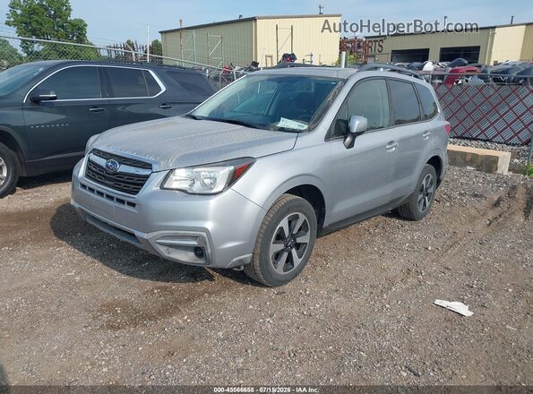 JF2SJAEC4JH454321 2018 SUBARU FORESTER Silver Vista tres cuartos delantera izquierda