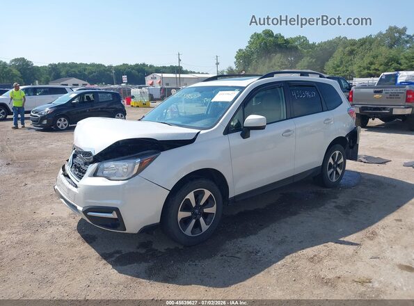 JF2SJAEC5HH555524 2017 SUBARU FORESTER White წინა მარცხენა ხედი სამი მეოთხედიდან