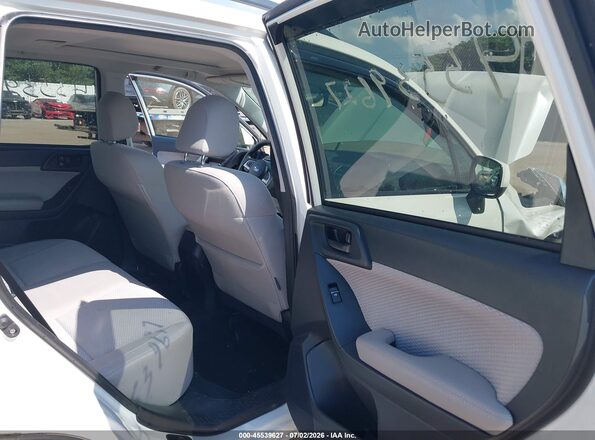 JF2SJAEC5HH555524 2017 SUBARU FORESTER White VIN კოდის სტიკერის ხედი