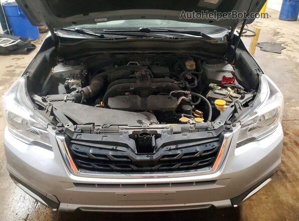 JF2SJAEC5HH567821 2017 SUBARU FORESTER Silver Engine compartment view