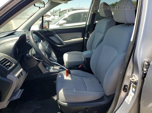 JF2SJAEC5JH616120 2018 SUBARU FORESTER Silver Widok wnętrza z przodu