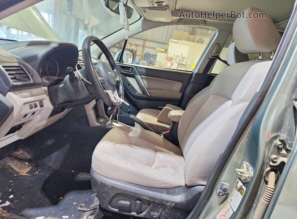 JF2SJAEC6HH513072 2017 SUBARU FORESTER Зеленый Вид салона спереди