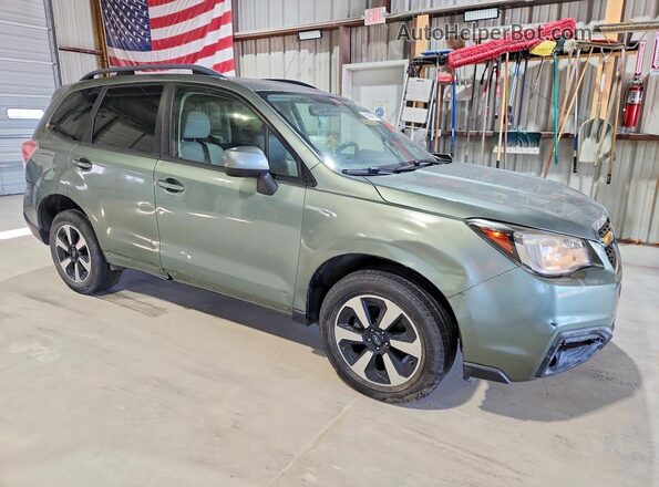 JF2SJAEC6HH513072 2017 SUBARU FORESTER Зеленый Передняя правая четверть