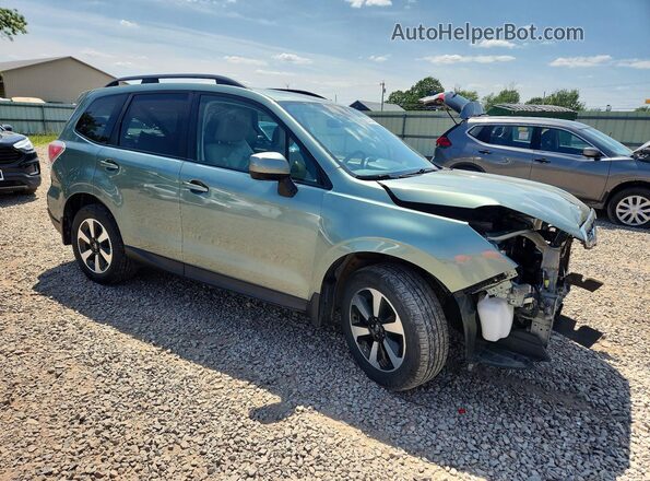 JF2SJAEC6JH416962 2018 SUBARU FORESTER Green Delantero derecho