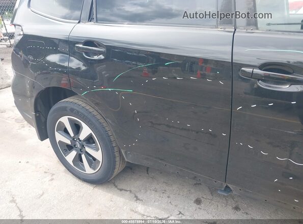 JF2SJAEC7HH413580 2017 SUBARU FORESTER Black 