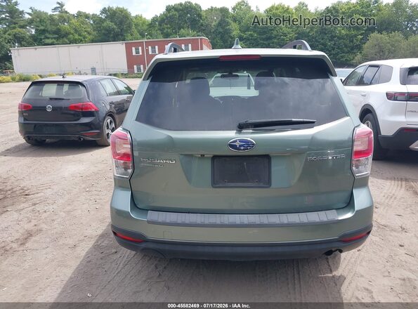 JF2SJAEC7JH557037 2018 SUBARU FORESTER Green 