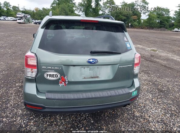 JF2SJAEC7JH617639 2018 SUBARU FORESTER Green 