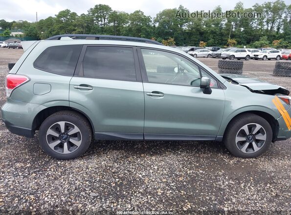 JF2SJAEC7JH617639 2018 SUBARU FORESTER Green Widok wnętrza z tyłu
