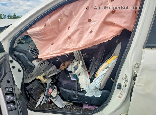 JF2SJAEC8HH404855 2017 SUBARU FORESTER White Սալոնի դիմացի տեսք