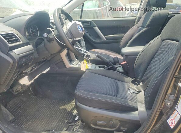 JF2SJAEC8JH564143 2018 SUBARU FORESTER Серый Вид салона спереди
