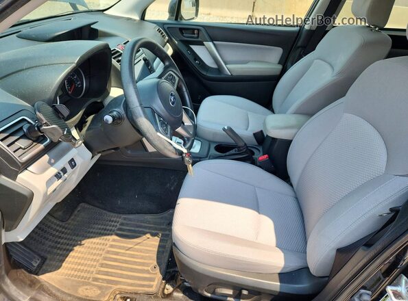 JF2SJAECXHH403562 2017 SUBARU FORESTER Charcoal წინა სალონის ხედი