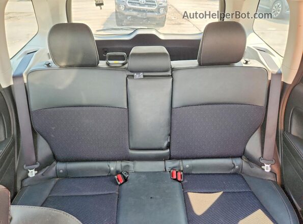 JF2SJAECXJH488263 2018 SUBARU FORESTER Серебряный Вид задних сидений